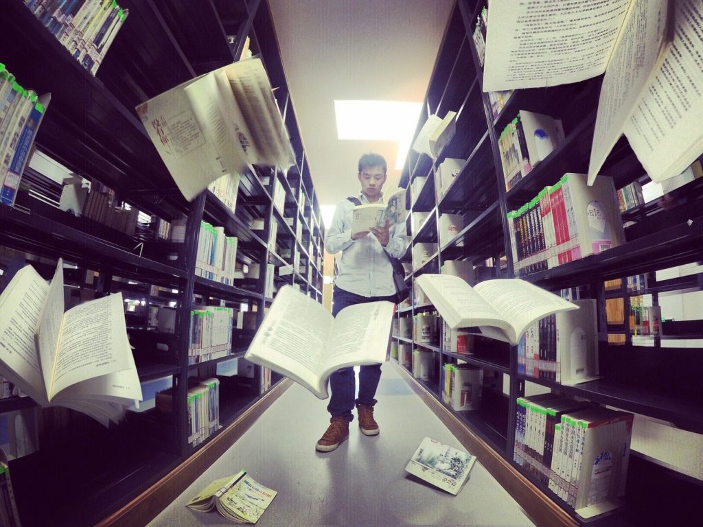 介護でＡＩ活用！ケアマネはどう影響する？ＡＩ導入状況や課題