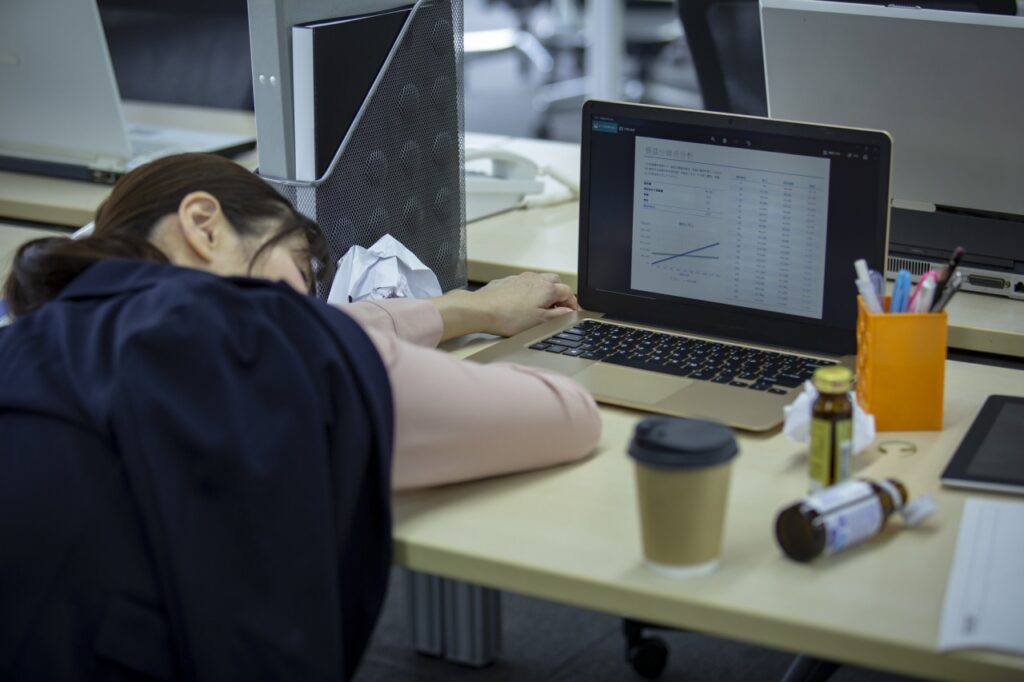 介護業界ブラックランキング6選！ホワイト企業の見分け方まで伝授